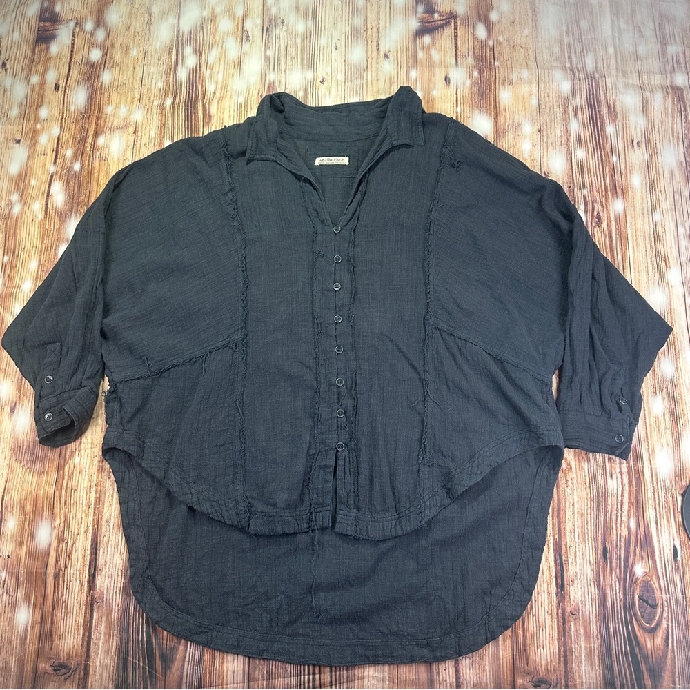 Free People Wee The Free Women’s Button Down Top  Size Medium Over Size